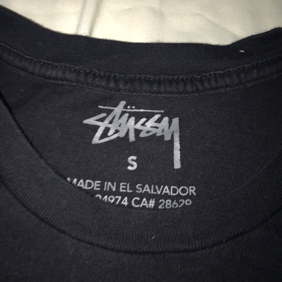 Stüssy dot design T-Shirt. - Picture 3 of 5